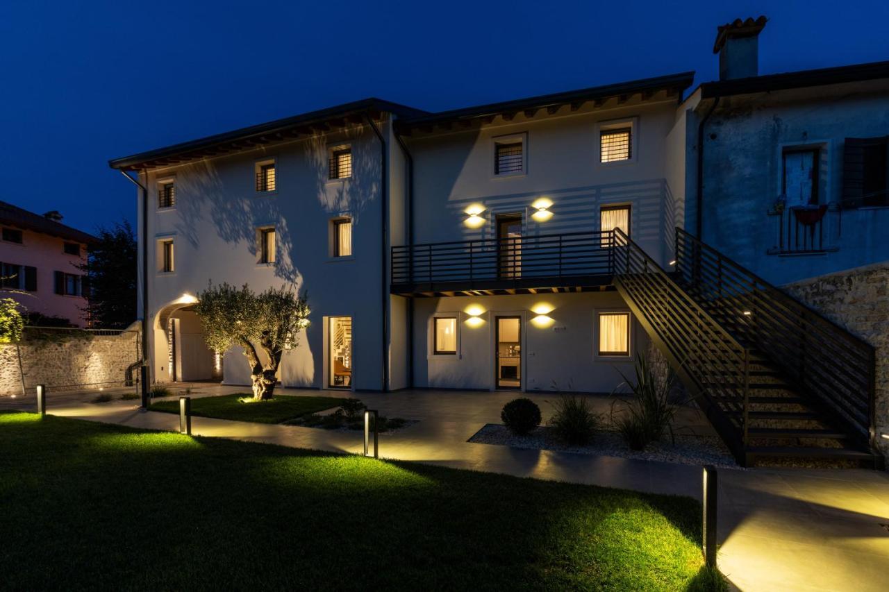 Portone180 Guest House Roveredo in Piano Exterior photo